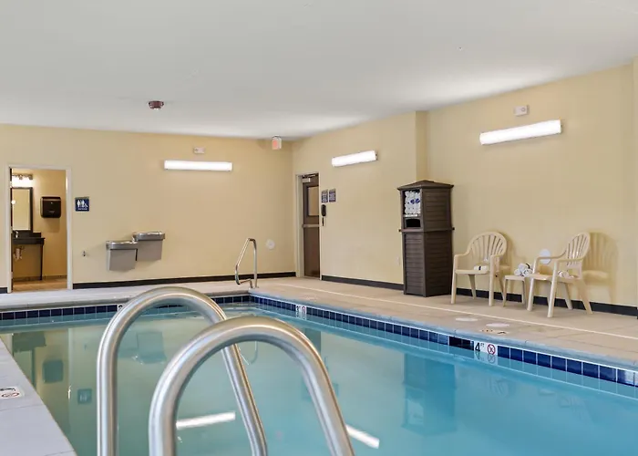 Cobblestone Hotel&suites - Hotel Alpine