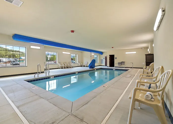 Cobblestone Hotel&suites - 3*