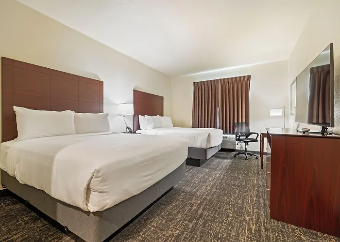 Cobblestone Hotel&suites - Hotel 3*