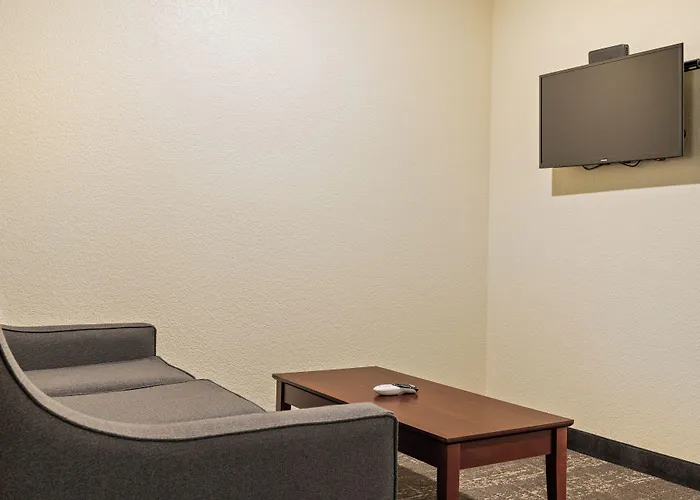 Hotel Cobblestone & - Alpine